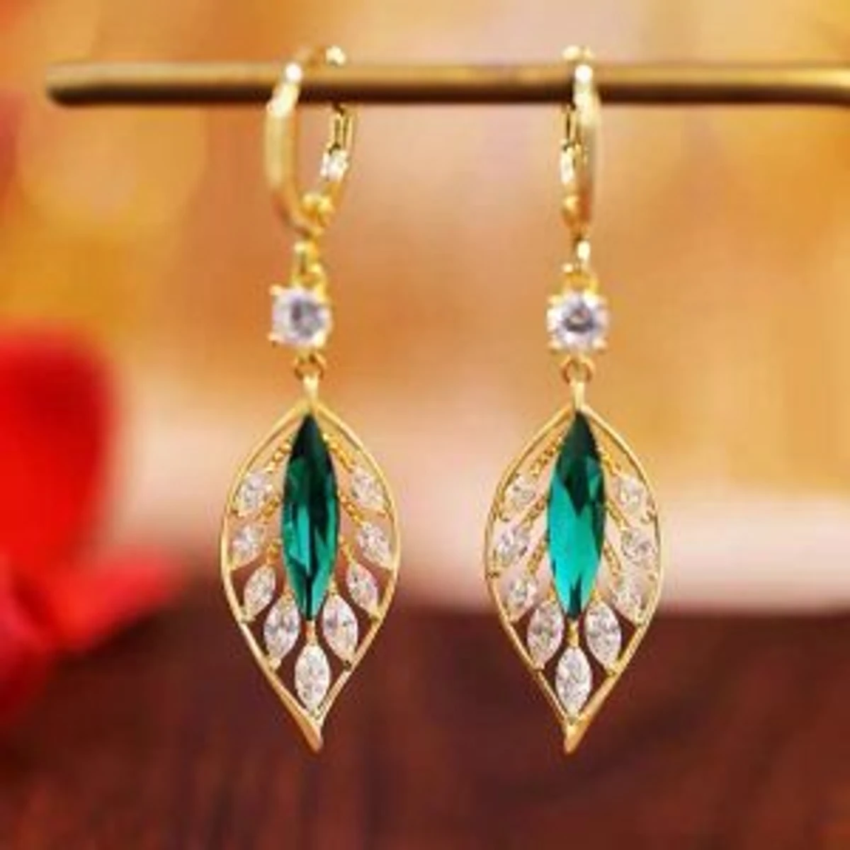 Shining Green Zircon Leaf Shape Earrings